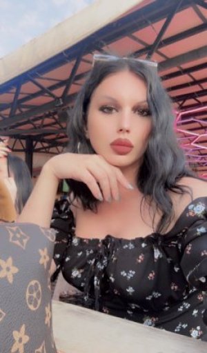 Транссексуалка Eva